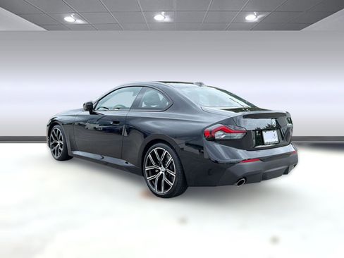 Certified 2024 BMW 230i Coupe w/ Convenience Package RWD image 3