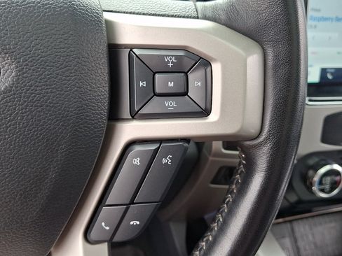 Certified 2022 Ford F350 Lariat w/ Tremor Off-Road Package AWD/4WD image 30