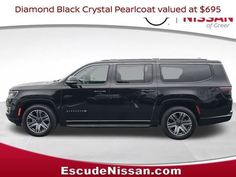 Used 2024 Jeep Wagoneer L Series II w/ Flexible Seating Group AWD/4WD image 6