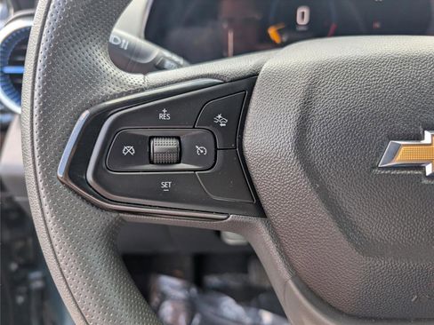 Used 2025 Chevrolet Trax LT image 23