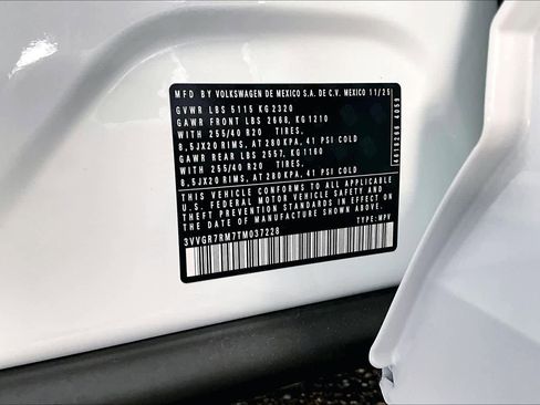 New 2026 Volkswagen Tiguan SE R-Line image 37