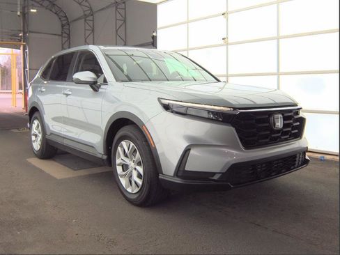 Certified 2025 Honda CR-V LX image 3