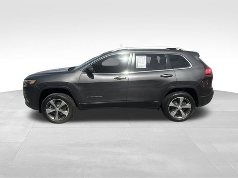 Used 2019 Jeep Cherokee Limited AWD/4WD image 2
