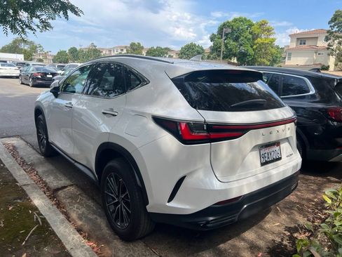 Used 2022 Lexus NX 250 FWD image 4