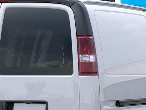 New 2026 Chevrolet Express 2500 w/ Driver Convenience Package RWD image 11