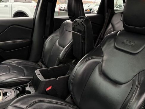 Used 2014 Jeep Cherokee Limited image 30