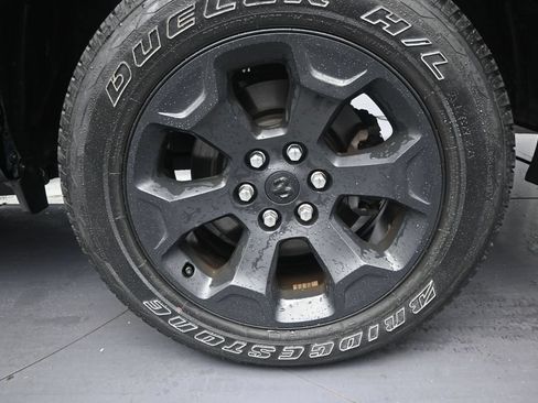 Used 2025 RAM 1500 Big Horn RWD image 10