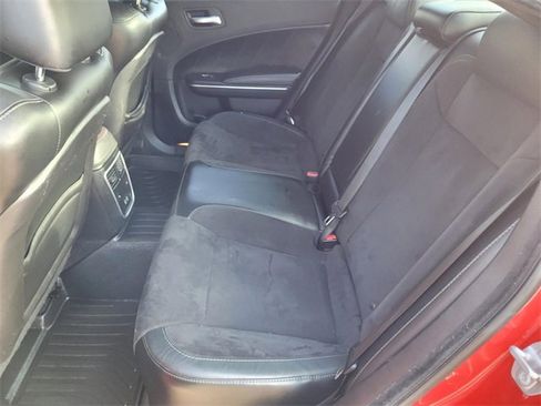 Used 2016 Dodge Charger R/T Scat Pack w/ Beats Audio Group image 18