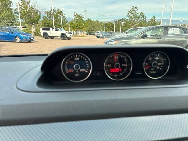 Used 2012 Volkswagen Beetle 2.0T FWD image 7