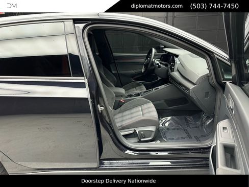 Used 2022 Volkswagen GTI S image 19