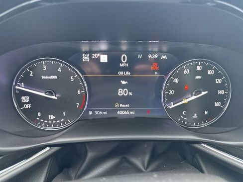 Used 2023 Buick Envision Avenir AWD/4WD image 12