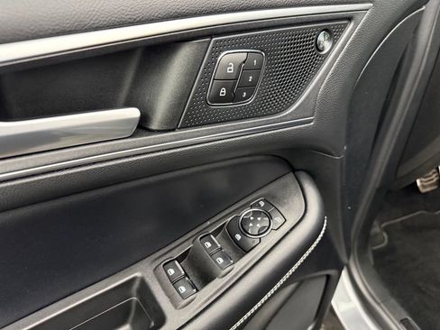 Used 2022 Ford Edge ST AWD/4WD image 18