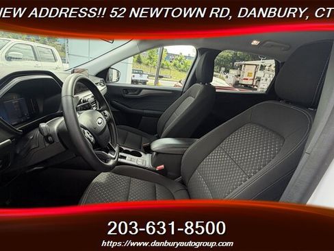 Used 2024 Ford Escape Active AWD/4WD image 13