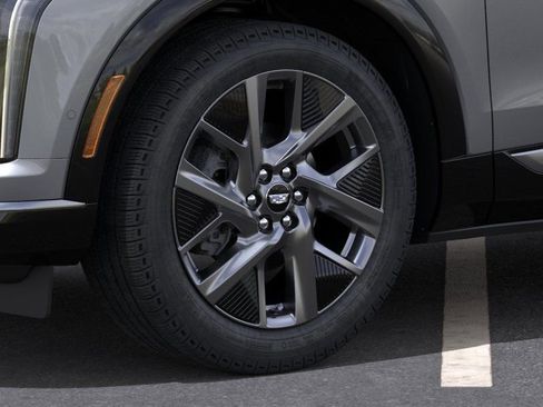 New 2026 Cadillac Optiq Luxury 2 AWD/4WD image 9