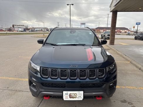 New 2026 Jeep Compass Trailhawk AWD/4WD image 3