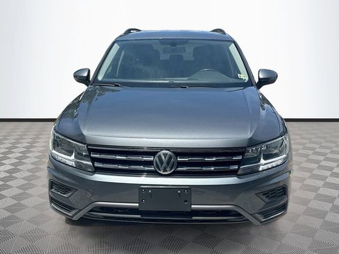 Used 2019 Volkswagen Tiguan SE AWD/4WD image 2