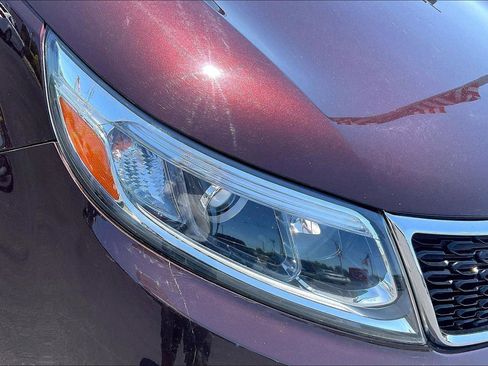 Used 2015 Kia Sorento LX FWD image 29