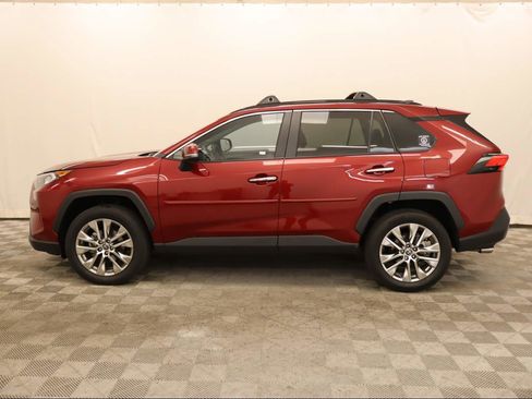 Used 2021 Toyota RAV4 Limited image 2