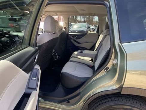 Used 2019 Subaru Forester Premium AWD/4WD image 35