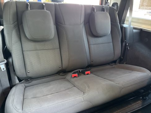 Used 2019 Jeep Wrangler Sport AWD/4WD image 30