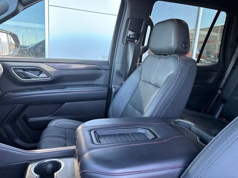 Used 2022 Chevrolet Tahoe RST w/ Luxury Package AWD/4WD image 8