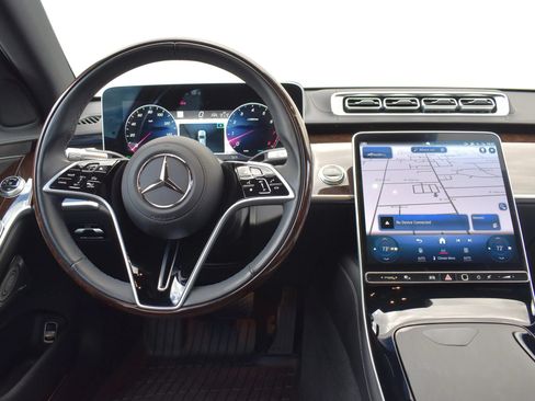 Used 2024 Mercedes-Benz S 500 4MATIC image 56