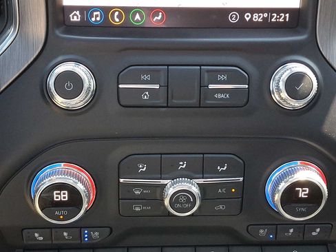 Used 2020 GMC Sierra 2500 Denali w/ Denali Ultimate Package AWD/4WD image 16