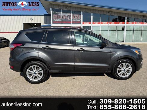 Used 2018 Ford Escape SE FWD image 1