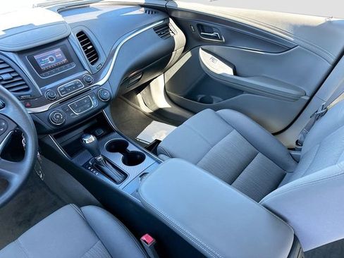 Used 2014 Chevrolet Impala LS image 19