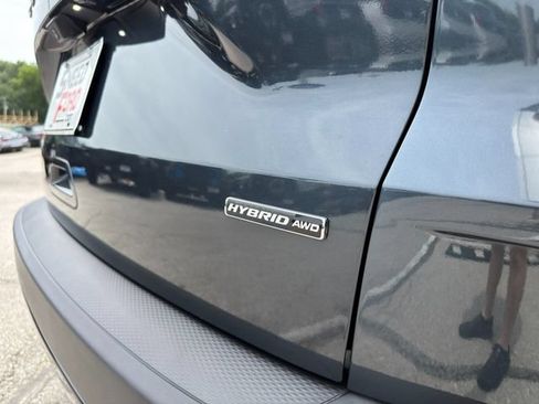 Used 2022 Ford Escape SE w/ SE Sport Appearance Package AWD/4WD image 11