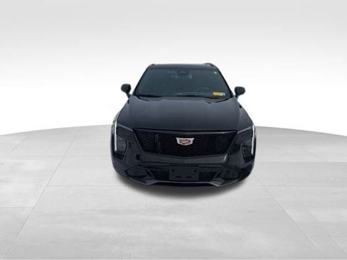 Certified 2024 Cadillac XT4 Sport w/ Cold Weather Package image 8