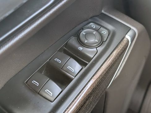 Used 2020 Chevrolet Silverado 1500 LT w/ All-Star Edition AWD/4WD image 11