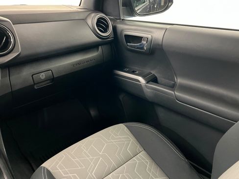 Certified 2023 Toyota Tacoma TRD Sport AWD/4WD image 11
