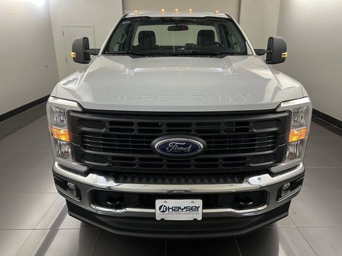New 2026 Ford F250 XL w/ XL Chrome Package image 2