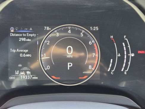 Used 2024 Lexus RX 350 Premium w/ Accessory Package (Z1) FWD image 11