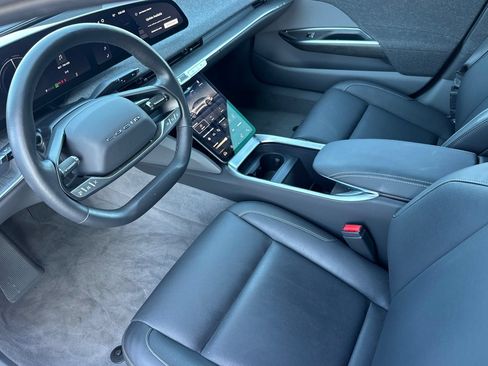 Used 2025 Lucid Air Pure RWD image 10