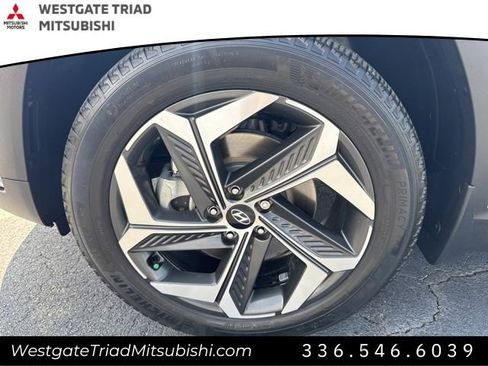 Used 2023 Hyundai Tucson SEL w/ Convenience Package AWD/4WD image 19
