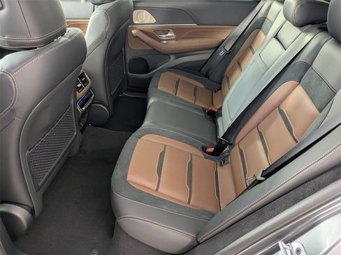 New 2026 Mercedes-Benz GLE 53 AMG 4MATIC image 11