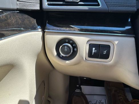Used 2014 Lincoln MKT AWD w/ Equipment Group 201A image 30