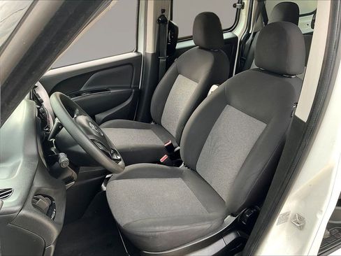 Used 2021 RAM ProMaster City Tradesman SLT FWD image 20