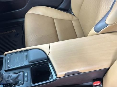 Used 2021 Lexus ES 300h w/ Premium Package image 35