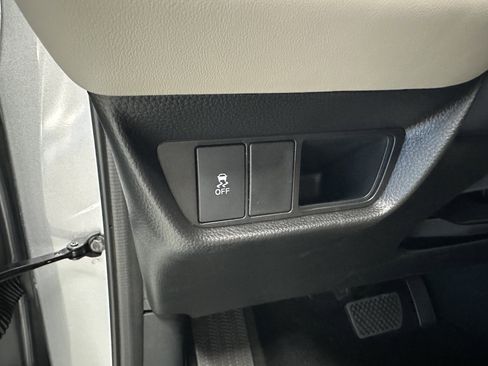 New 2026 Honda HR-V LX image 16