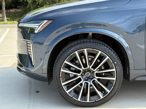 New 2026 Volvo XC90 B5 Ultra w/ Lounge Package AWD/4WD image 9