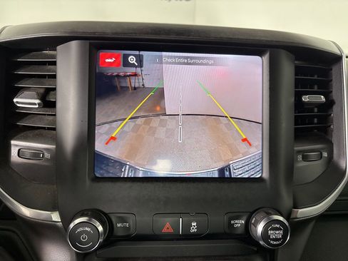 Used 2024 RAM 3500 Big Horn image 16