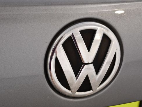 Used 2015 Volkswagen Passat 1.8T Wolfsburg Edition FWD image 21