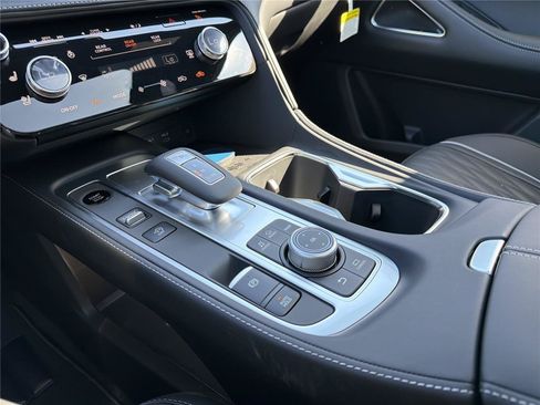 New 2027 INFINITI QX65 Autograph w/ Cargo Package AWD/4WD image 16