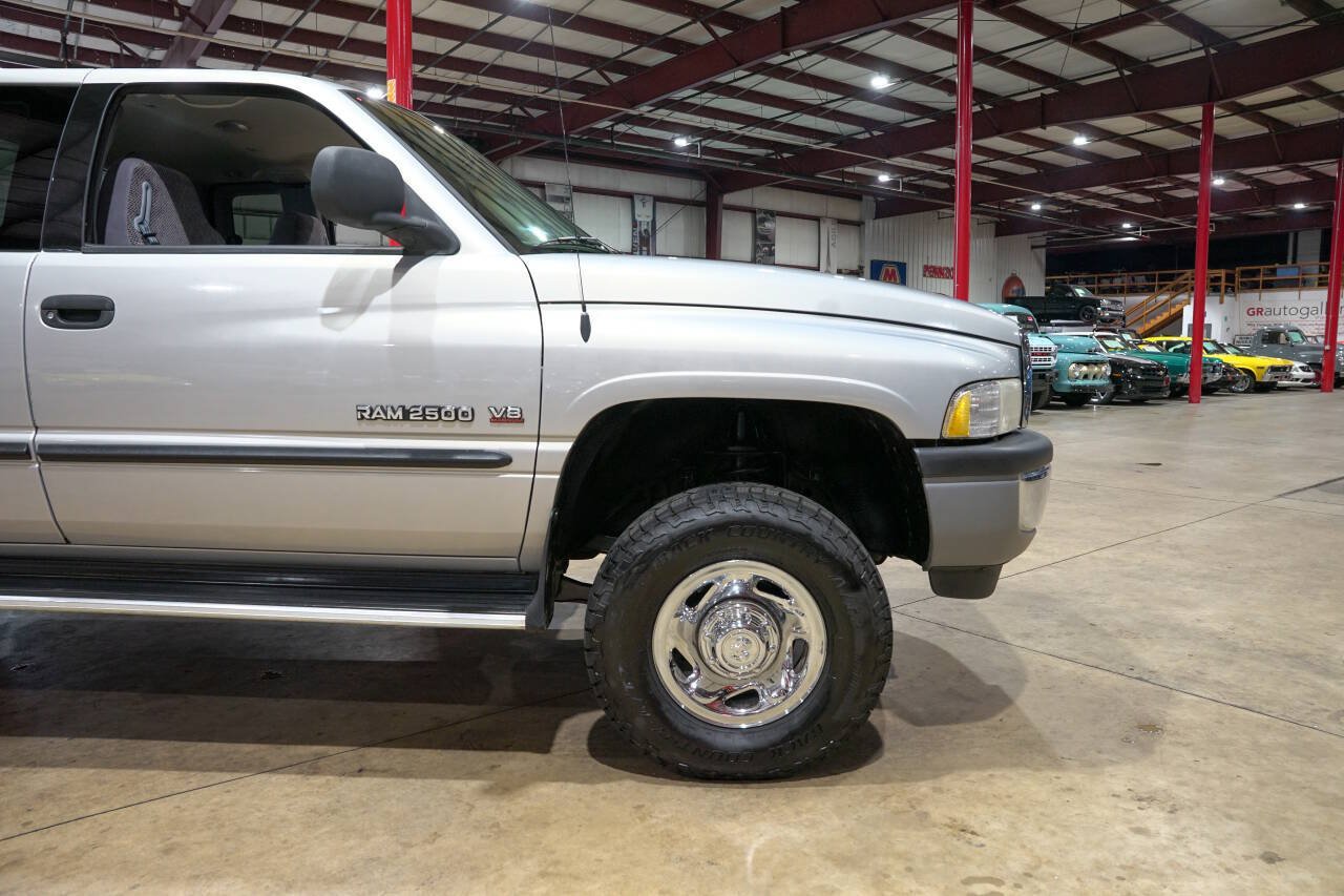 Used 1998 Dodge Ram 2500 Truck 4x4 Quad Cab image 11