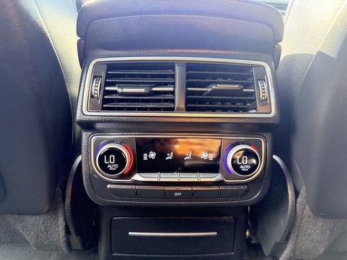 Used 2017 Audi Q7 3.0T Premium Plus image 24