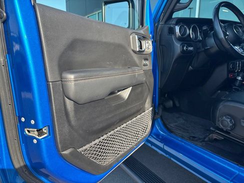 Used 2021 Jeep Wrangler Unlimited Rubicon w/ Trailer Tow Package AWD/4WD image 8