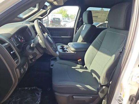 New 2026 RAM 2500 Tradesman AWD/4WD image 11